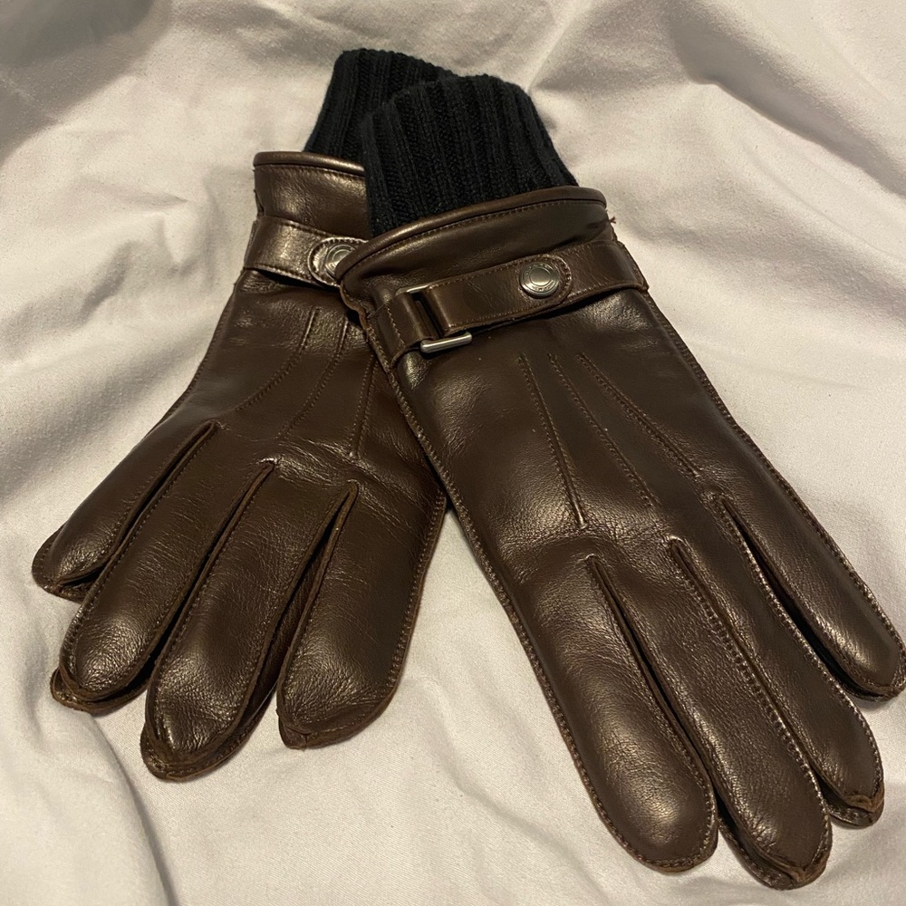 Size Small Never Been Worn COACH Brown Leather Gloves with Removable Cuffs